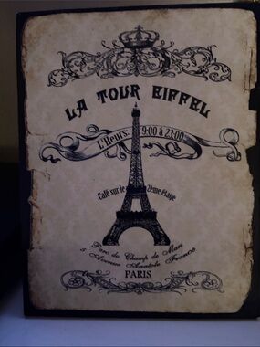 La Tour Eiffel Decorative Wall Art - Black & Cream Eiffel Print